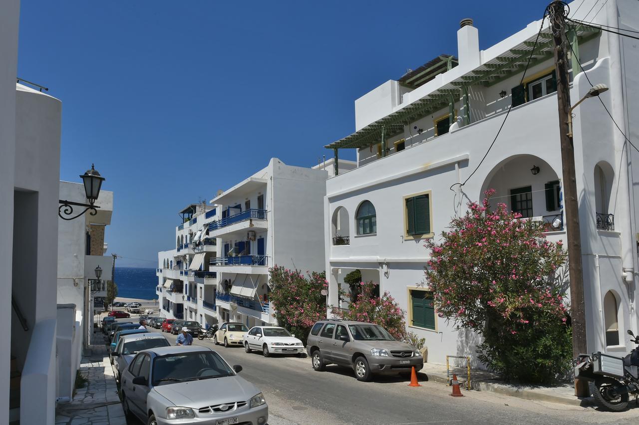 Πικροδάφνες Hotel Tinos Exterior photo